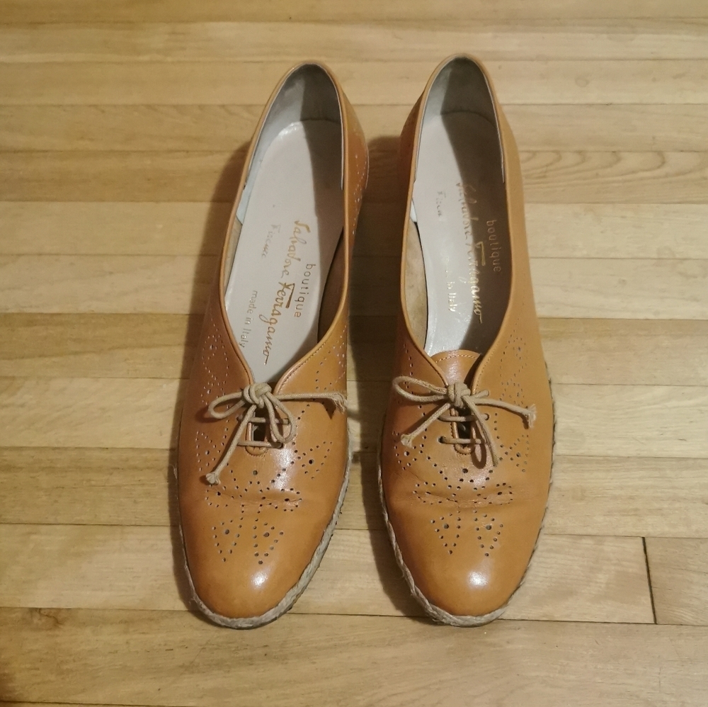 Salvatore Ferragamo loafers  size 8.5